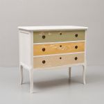 1058 3699 CHEST OF DRAWERS